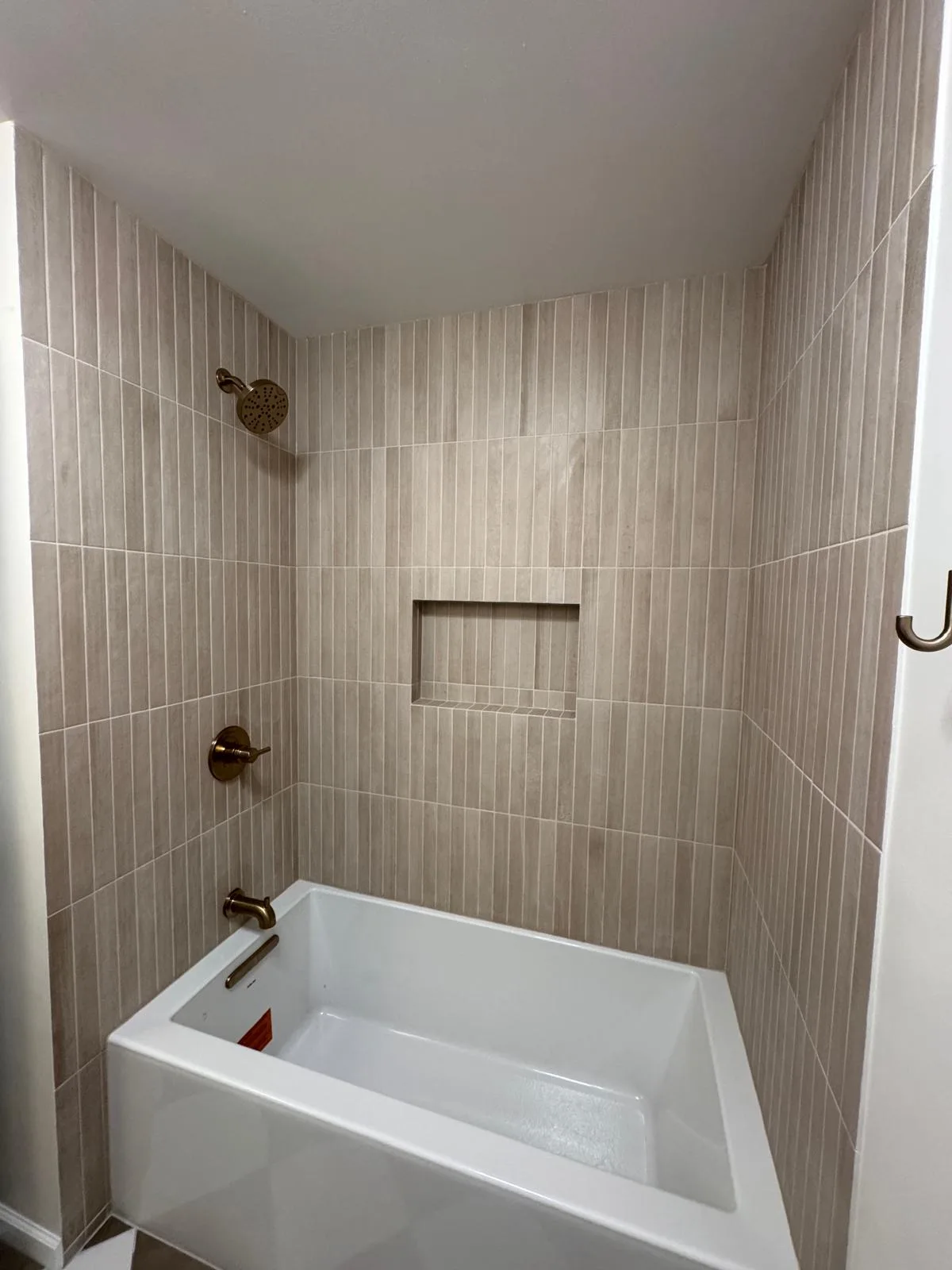 Decorative mosaic shower niche